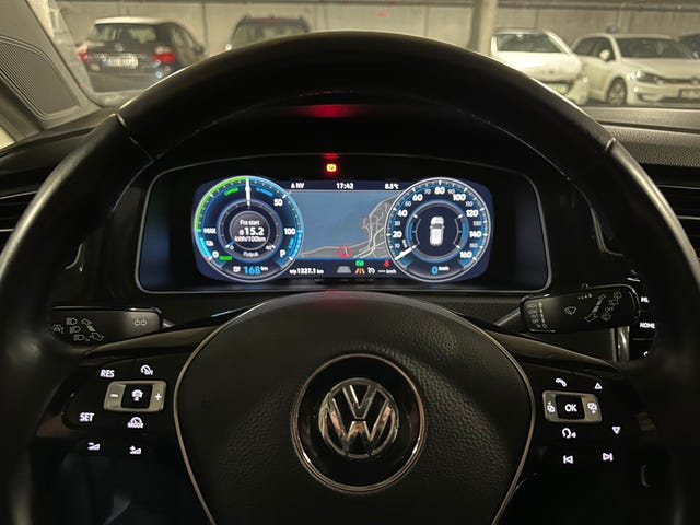 2018 VOLKSWAGEN GOLF - 10