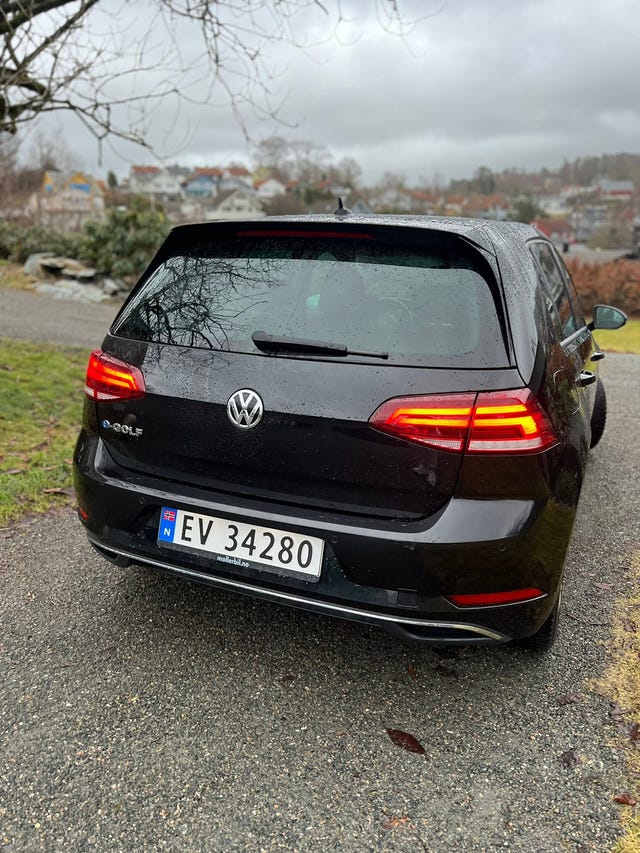 2019 VOLKSWAGEN GOLF - 16