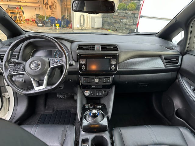 2018 NISSAN LEAF - 13
