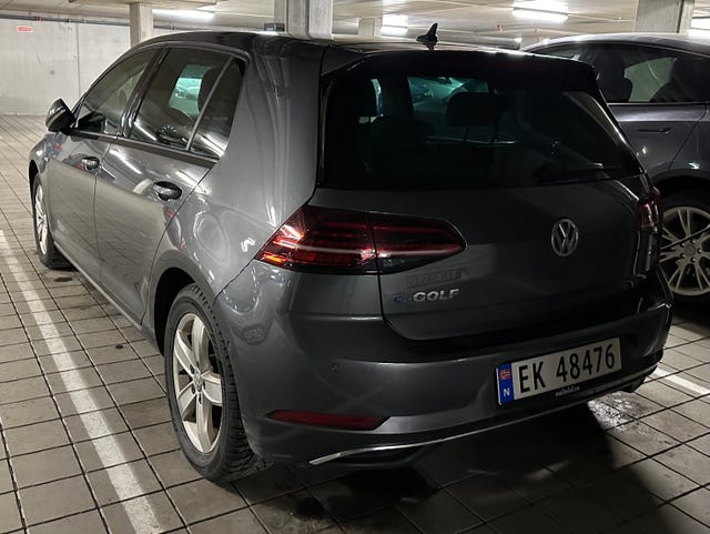 2018 VOLKSWAGEN GOLF - 23