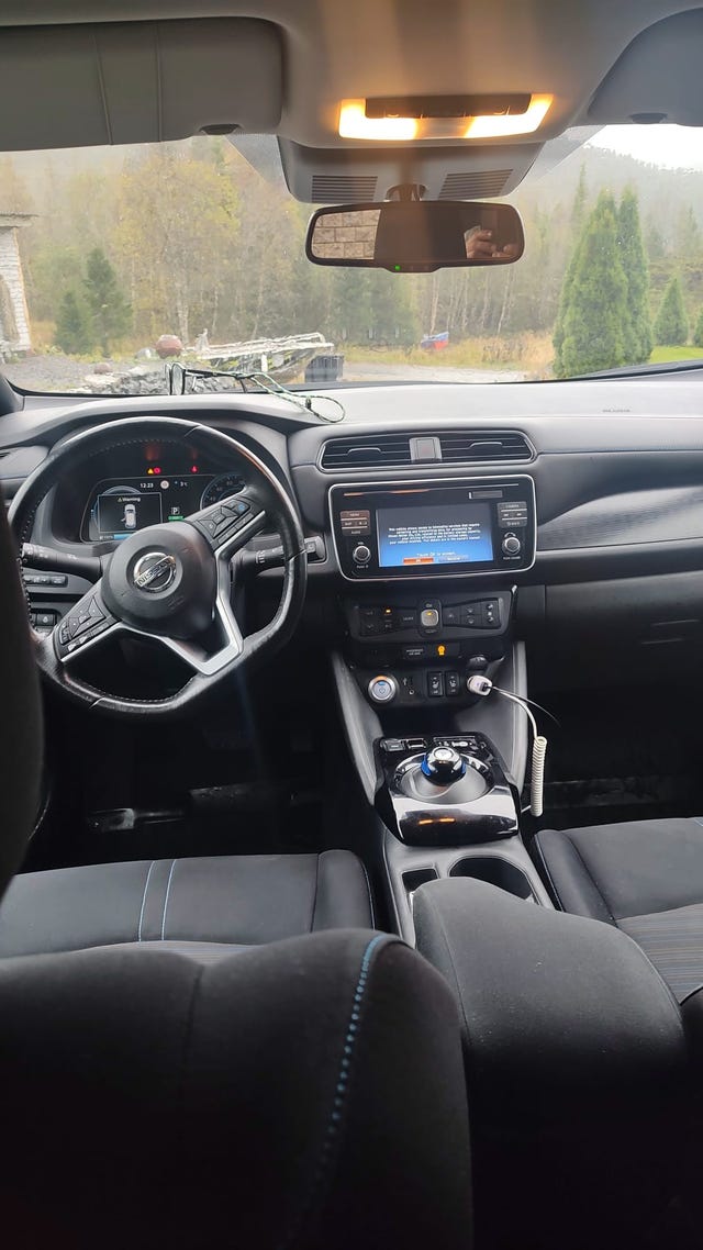 SJNFAAZE1U0017940 2018 NISSAN LEAF-1