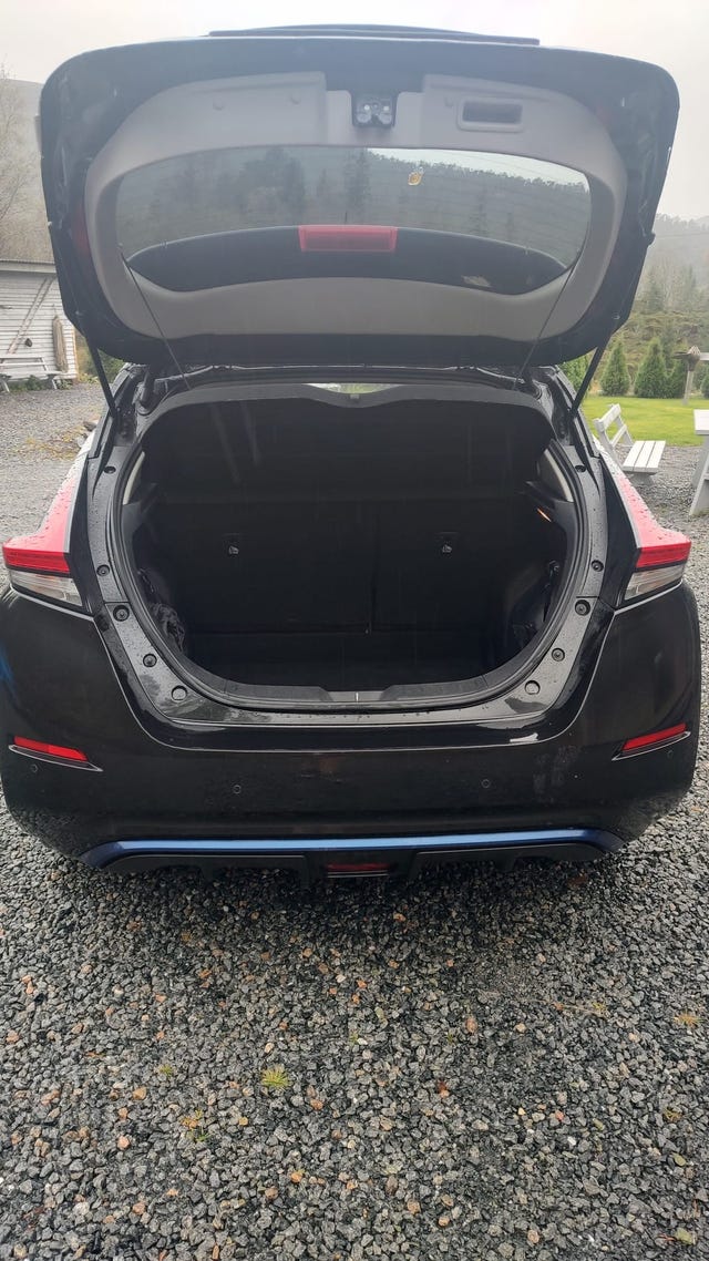 SJNFAAZE1U0017940 2018 NISSAN LEAF-3