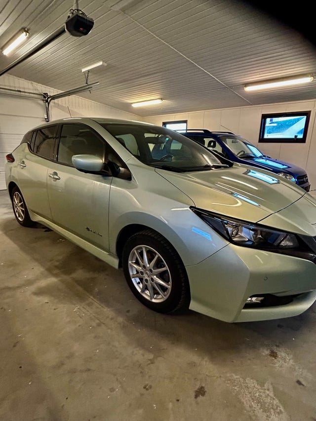 2018 NISSAN LEAF - 9