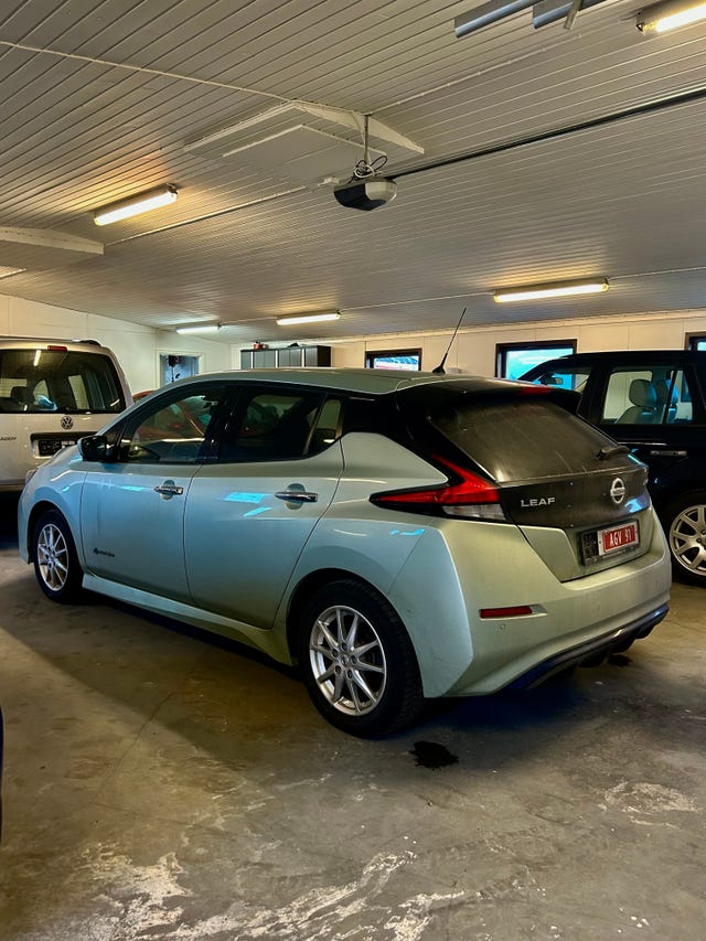 SJNFAAZE1U0010793 2018 NISSAN LEAF-3