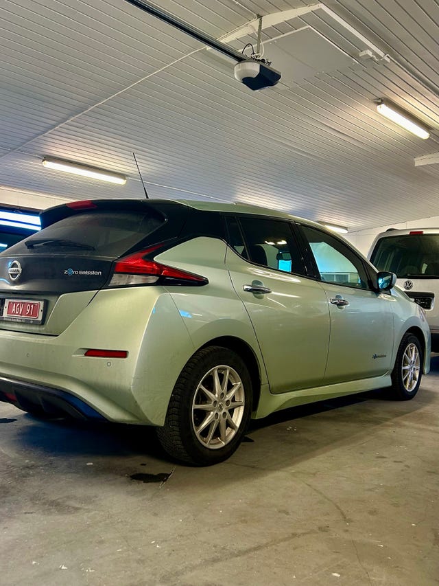 2018 NISSAN LEAF - 7