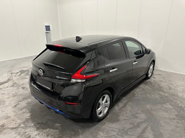 2022 NISSAN LEAF - 16