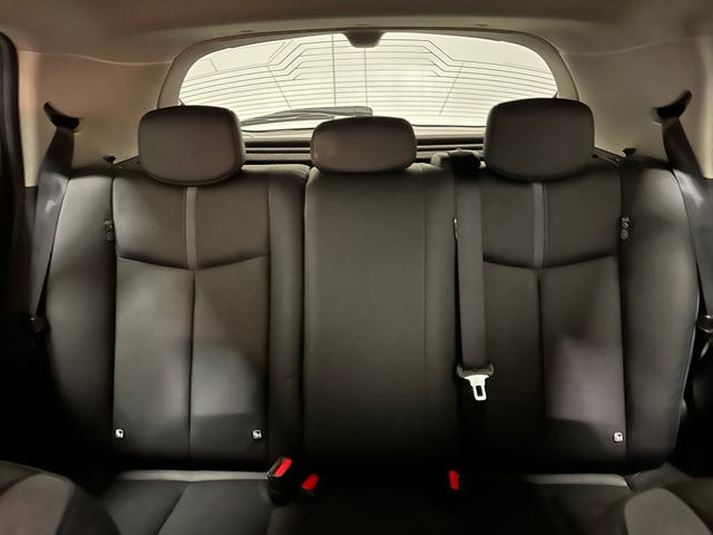 2022 NISSAN LEAF - 22