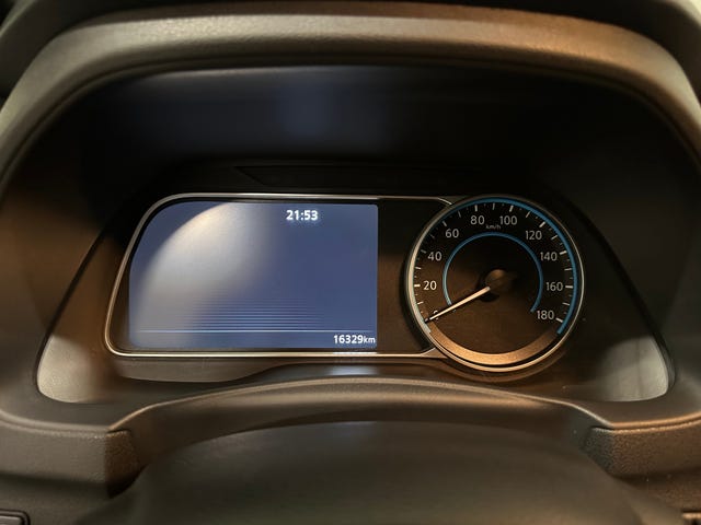 2022 NISSAN LEAF - 27