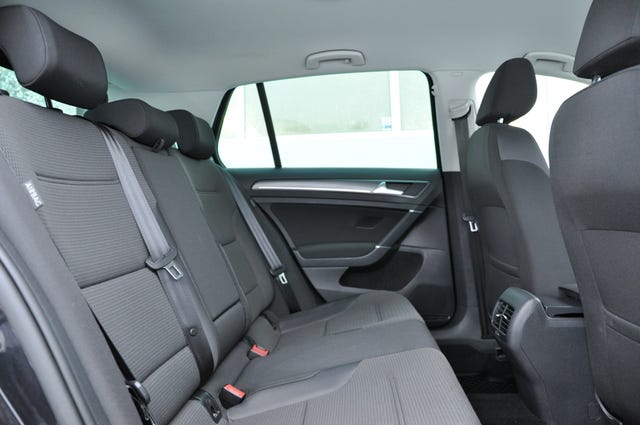 2019 VOLKSWAGEN GOLF - 16