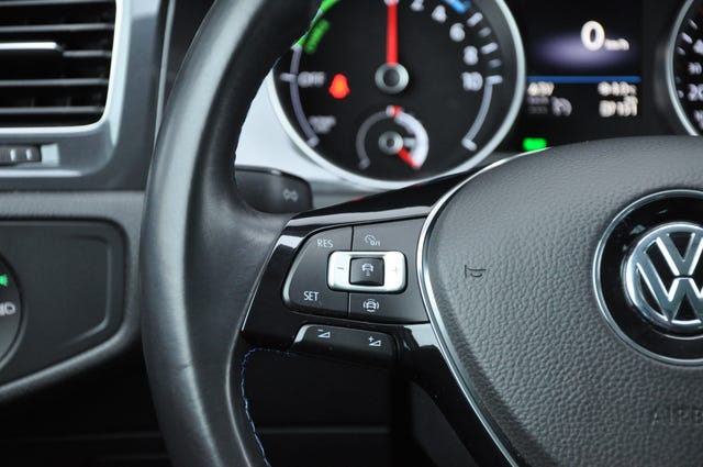 2019 VOLKSWAGEN GOLF - 20