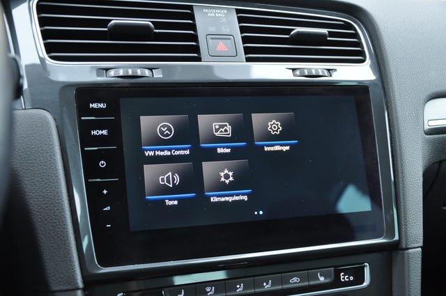 2019 VOLKSWAGEN GOLF - 26