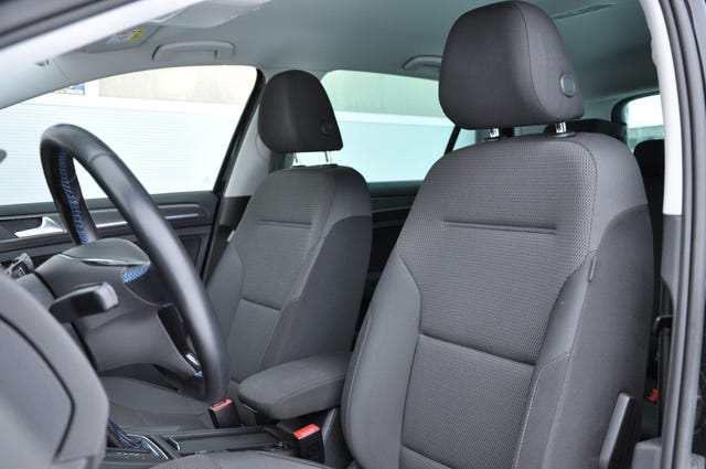 2019 VOLKSWAGEN GOLF - 13