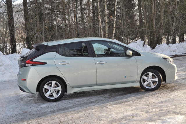 2018 NISSAN LEAF - 12