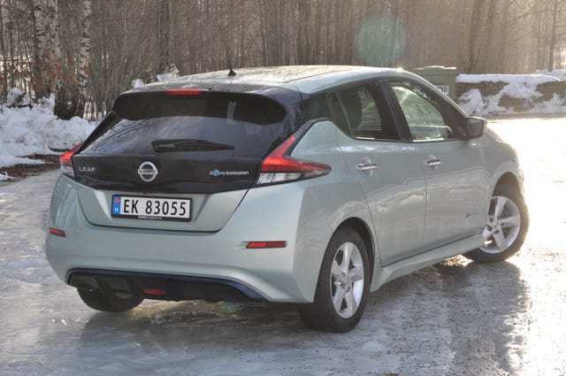 2018 NISSAN LEAF - 10