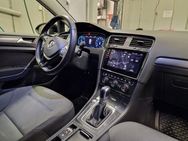 2018 VOLKSWAGEN GOLF - 7
