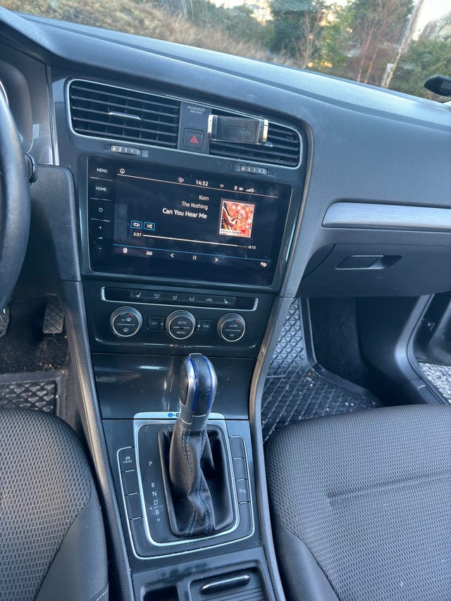 WVWZZZAUZK8908856 2019 VOLKSWAGEN GOLF-5