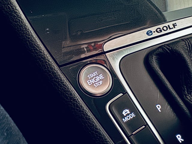 2019 VOLKSWAGEN GOLF - 13