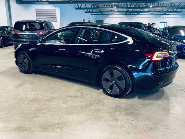 5YJ3E7EA5KF370776 2019 TESLA MODEL 3-4