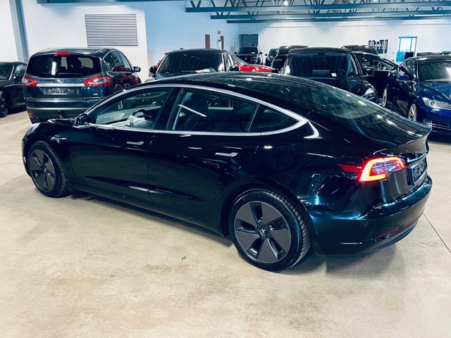 5YJ3E7EA5KF370776 2019 TESLA MODEL 3-5