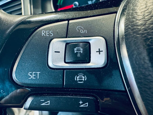 2019 VOLKSWAGEN GOLF - 7