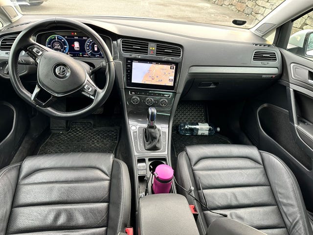 2018 VOLKSWAGEN GOLF - 9