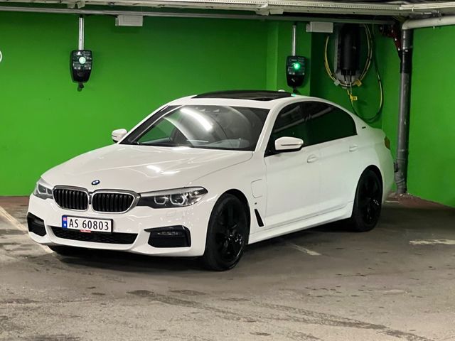 2019 BMW 5-SERIE - 18