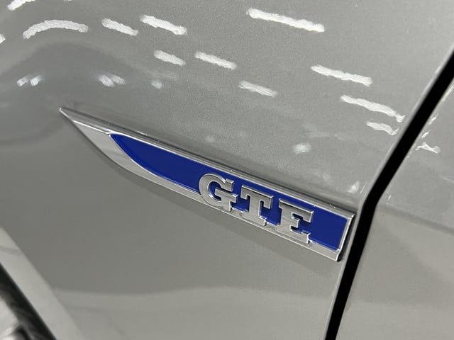 2019 VOLKSWAGEN GOLF - 10