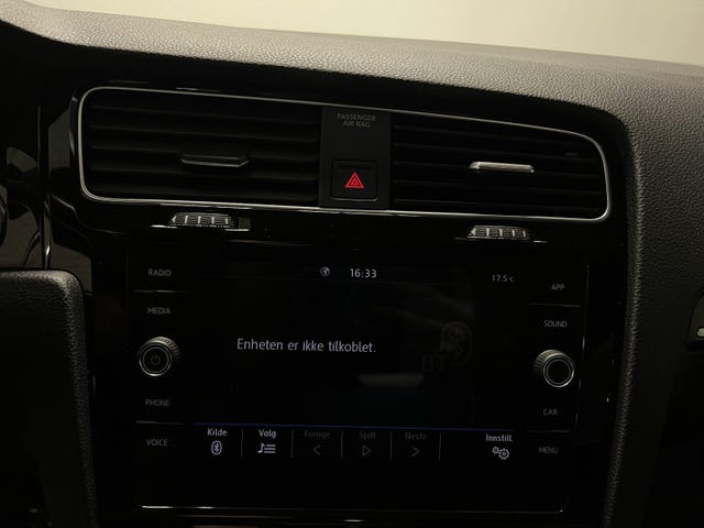 2019 VOLKSWAGEN GOLF - 26