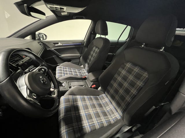 2019 VOLKSWAGEN GOLF - 7