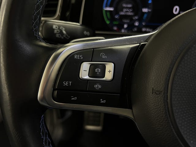 2019 VOLKSWAGEN GOLF - 21