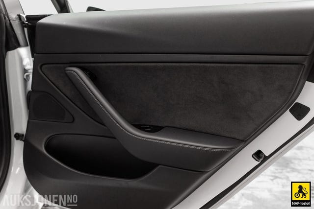 2019 TESLA MODEL 3 - 14