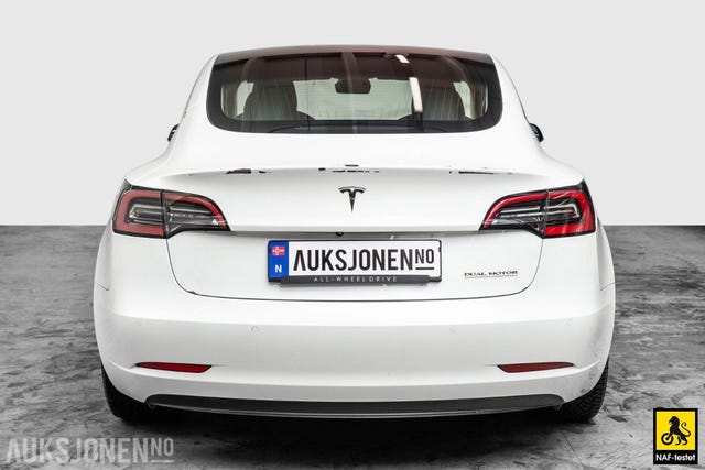 5YJ3E7EB7KF207930 2019 TESLA MODEL 3-4