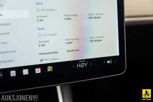 2019 TESLA MODEL 3 - 27