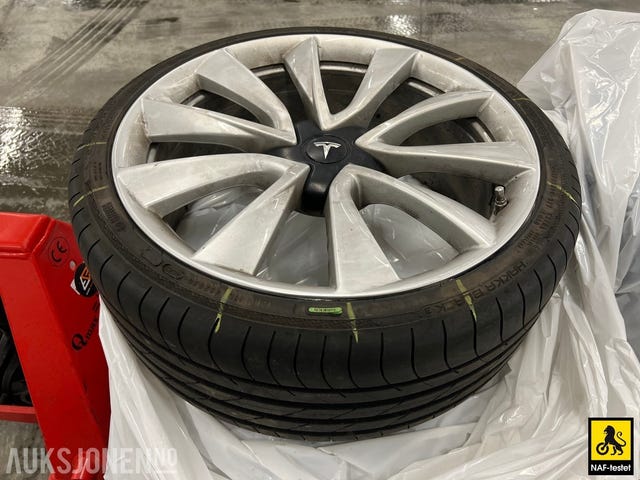 2019 TESLA MODEL 3 - 43