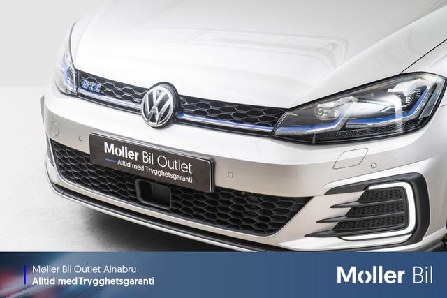 WVWZZZAUZJW801298 2018 VOLKSWAGEN GOLF-4