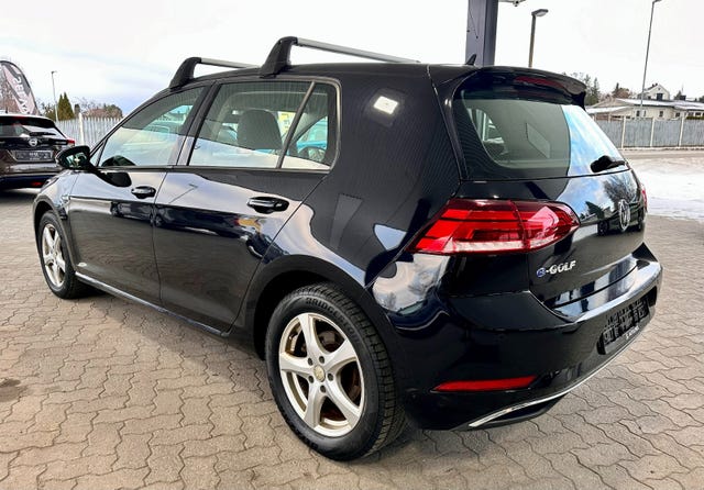 2019 VOLKSWAGEN GOLF - 7