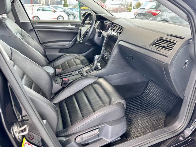 2019 VOLKSWAGEN GOLF - 10