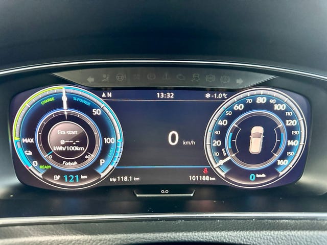 2019 VOLKSWAGEN GOLF - 12
