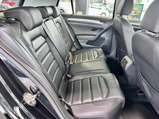 2019 VOLKSWAGEN GOLF - 18