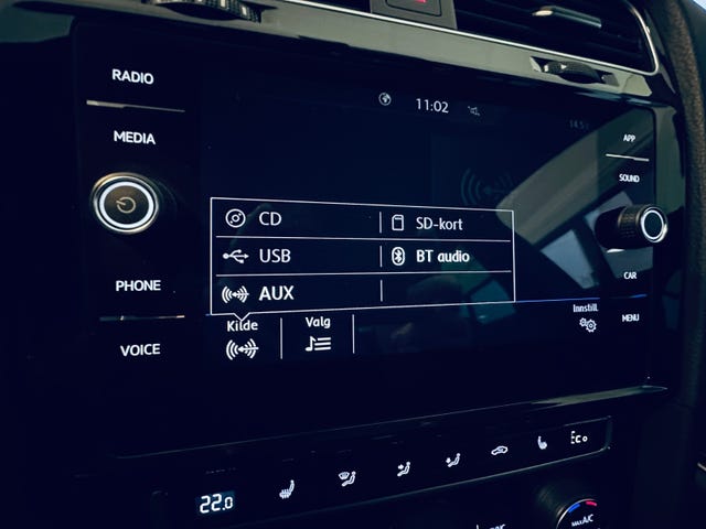 2019 VOLKSWAGEN GOLF - 16
