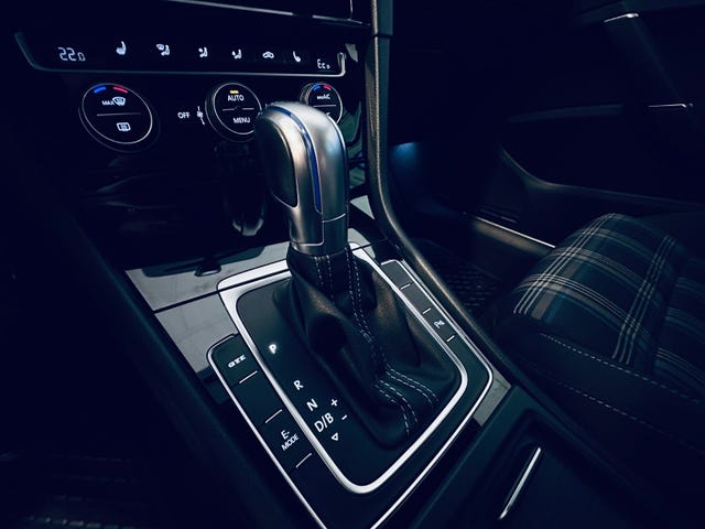 2019 VOLKSWAGEN GOLF - 21