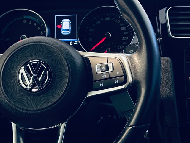 2019 VOLKSWAGEN GOLF - 13