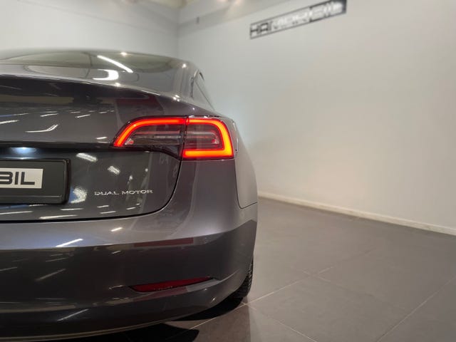 2021 TESLA MODEL 3 - 8