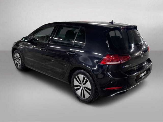 WVWZZZAUZJW902095 2018 VOLKSWAGEN GOLF-2