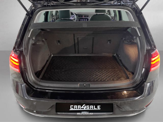 2018 VOLKSWAGEN GOLF - 26