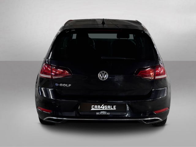WVWZZZAUZJW902095 2018 VOLKSWAGEN GOLF-3