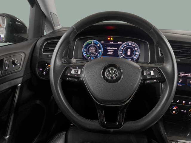 2018 VOLKSWAGEN GOLF - 13