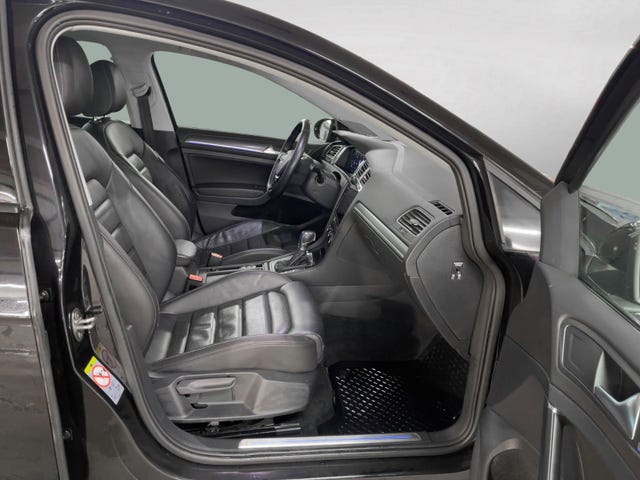 2018 VOLKSWAGEN GOLF - 19