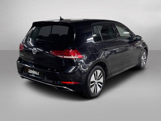 WVWZZZAUZJW902095 2018 VOLKSWAGEN GOLF-4