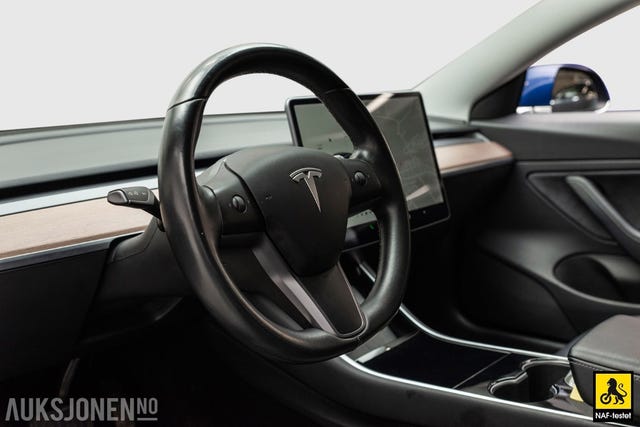 2019 TESLA MODEL 3 - 10